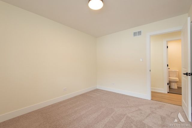 910 College Avenue, Matteson, IL 60443