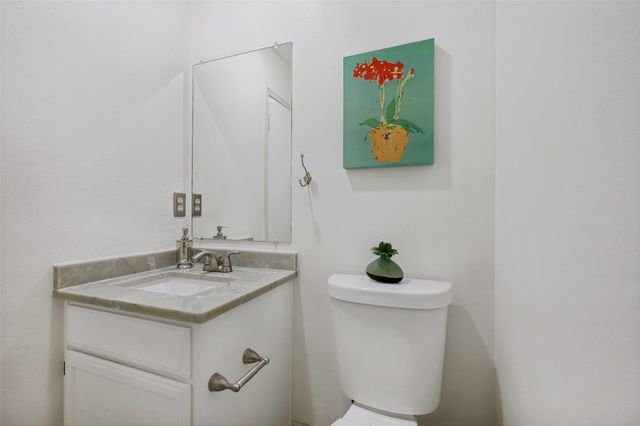 815 Ventura Park, Irving, TX 75061