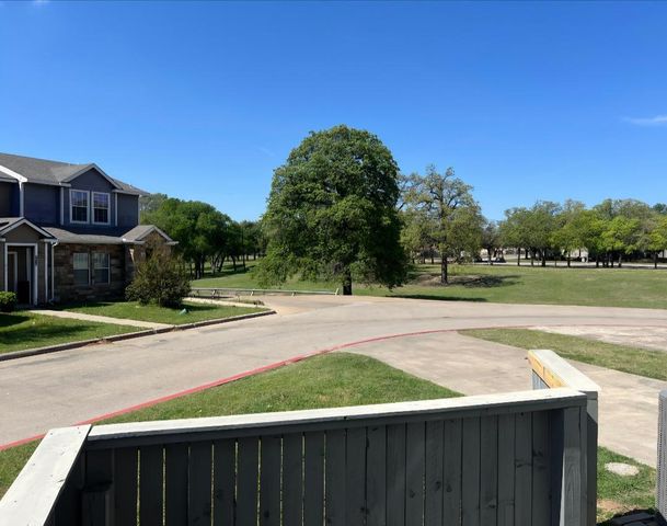 815 Ventura Park, Irving, TX 75061