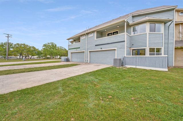 815 Ventura Park, Irving, TX 75061