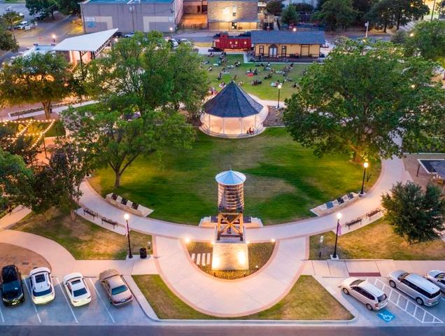 815 Ventura Park, Irving, TX 75061