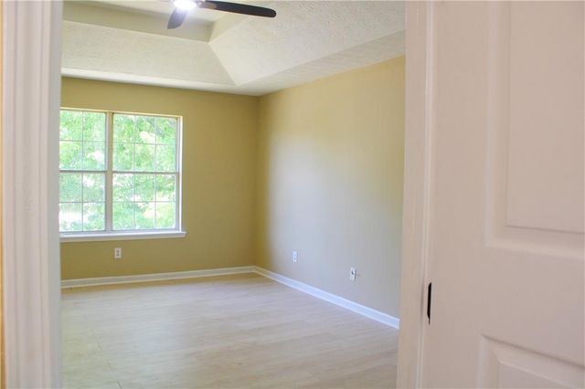3373 Garden Mill Lane, Ellenwood, GA 30294