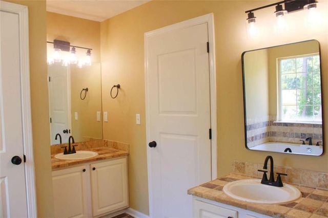 3373 Garden Mill Lane, Ellenwood, GA 30294