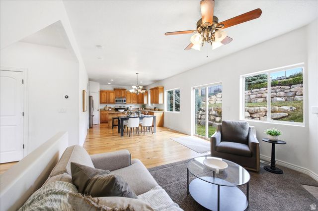 4412 N FOXTRAIL DR, Lehi, UT 84043