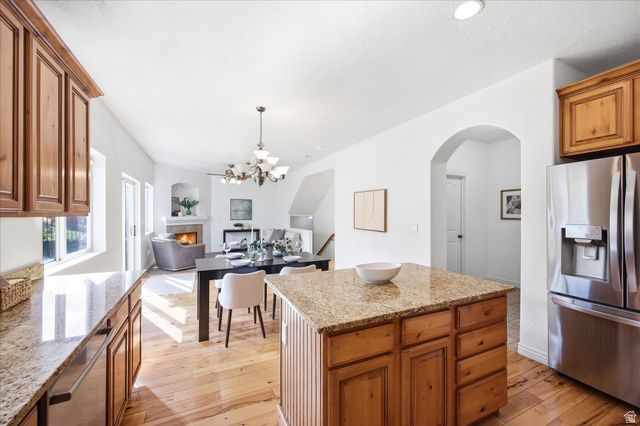 4412 N FOXTRAIL DR, Lehi, UT 84043