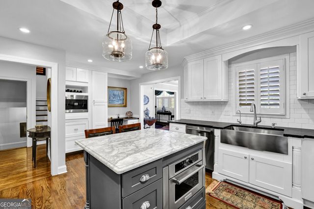2 Paces West Terrace NW, Atlanta, GA 30327
