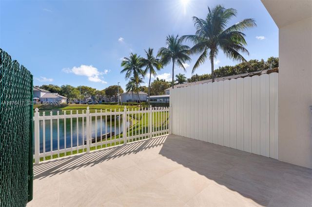 14325 SW 121st Place 5, Miami, FL 33186