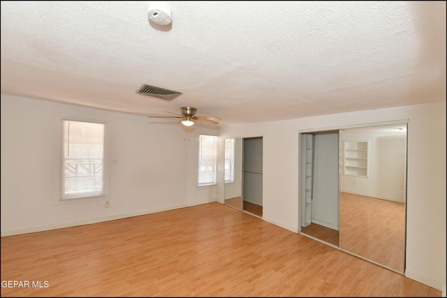 7817 West Drive, El Paso, TX 79915