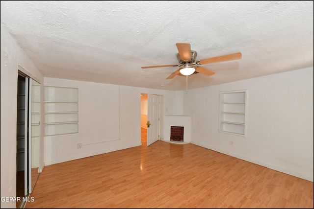 7817 West Drive, El Paso, TX 79915