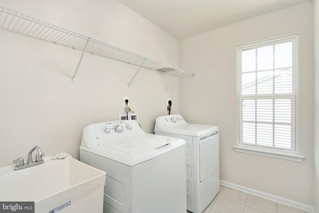 1006 VALLEY RUN DR, Fredericksburg, VA 22401