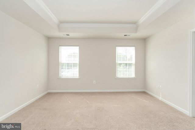 1006 VALLEY RUN DR, Fredericksburg, VA 22401
