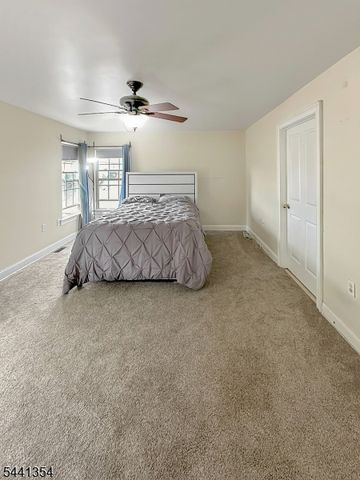 178 Front St, Elizabeth City, NJ 07206