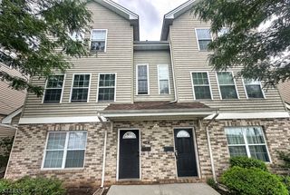 178 Front St, Elizabeth City, NJ 07206