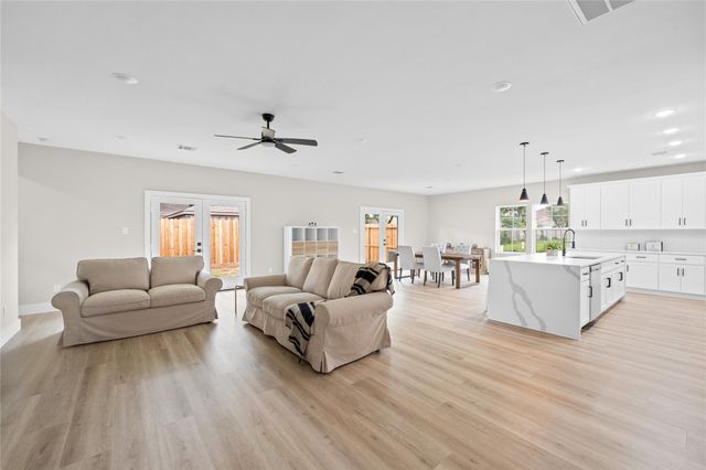 2614 Piemonte Avenue Cir, Spring, TX 77388
