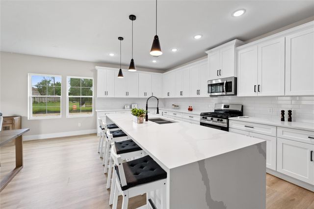 2614 Piemonte Avenue Cir, Spring, TX 77388
