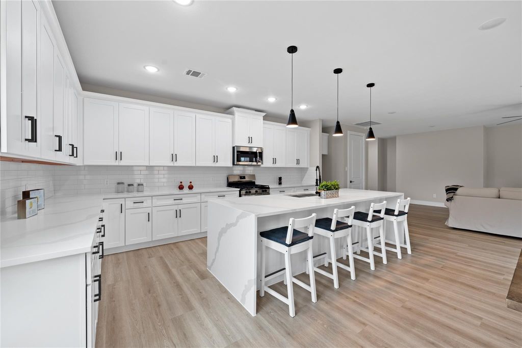 2614 Piemonte Avenue Cir, Spring, TX 77388
