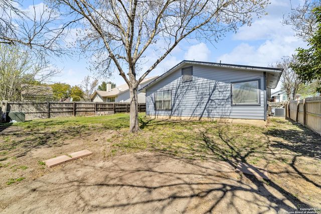 8746 Serene Ridge, San Antonio, TX 78239