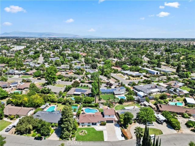 925 S Purdue Avenue, Fresno, CA 93727