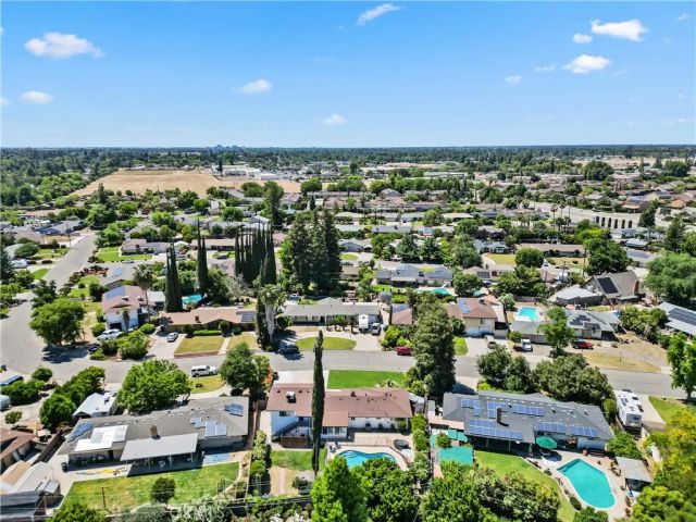 925 S Purdue Avenue, Fresno, CA 93727