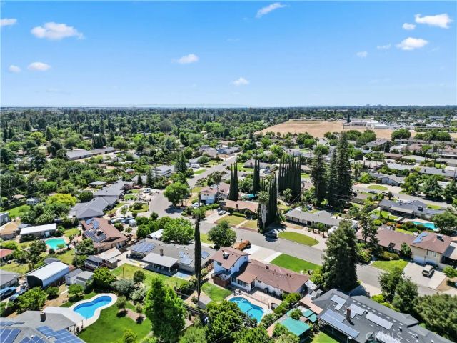 925 S Purdue Avenue, Fresno, CA 93727