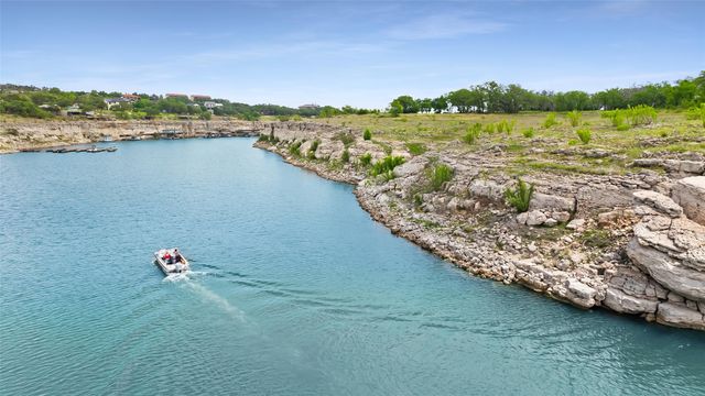 19813 & 19817 Lakehurst LOOP, Spicewood, TX 78669