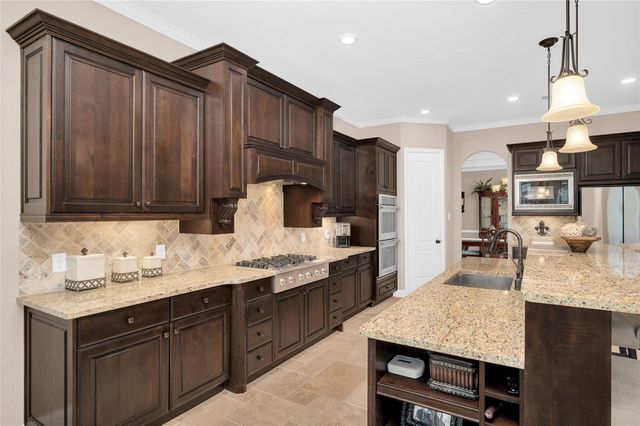 5802 Vineyard Creek Lane, Porter, TX 77365