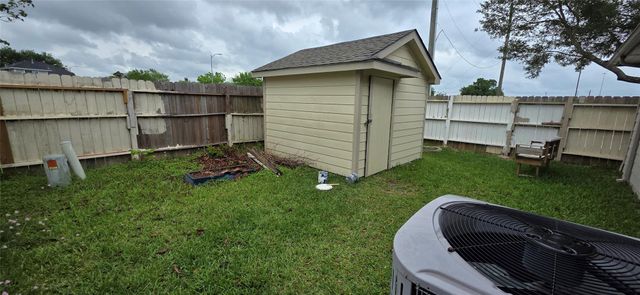 10531 Southway Bend Lane, Houston, TX 77034