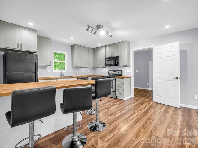 1758 Chase High Road, Forest City, NC 28043