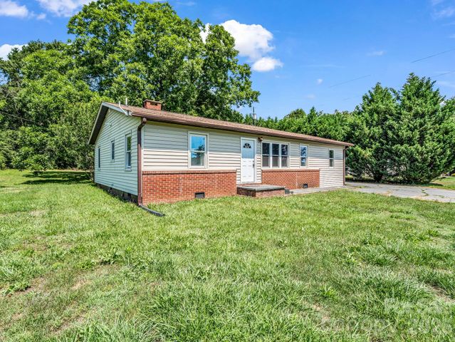 1758 Chase High Road, Forest City, NC 28043