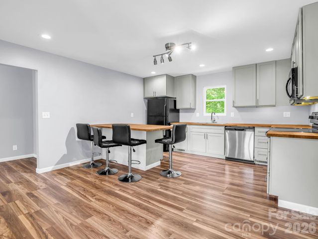 1758 Chase High Road, Forest City, NC 28043