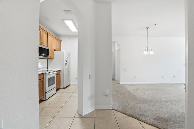 8302 PORTOFINO DRIVE 105, Davenport, FL 33896