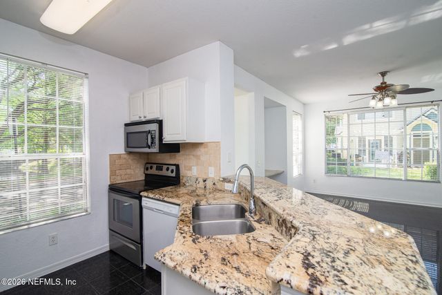 13703 RICHMOND PARK Drive 1603, Jacksonville, FL 32224