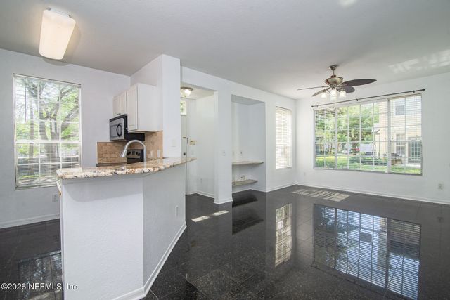 13703 RICHMOND PARK Drive 1603, Jacksonville, FL 32224