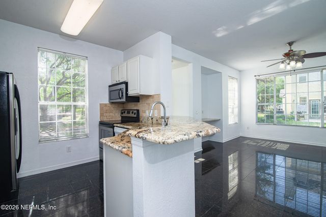 13703 RICHMOND PARK Drive 1603, Jacksonville, FL 32224