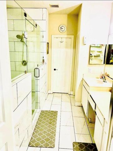 5902 Crestford Park Lane, Houston, TX 77084