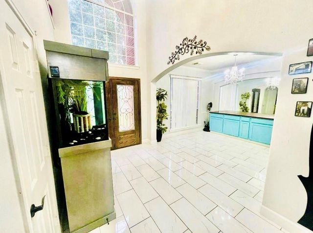 5902 Crestford Park Lane, Houston, TX 77084