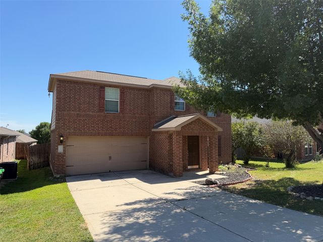 110 Cowpoke Court, Newark, TX 76071