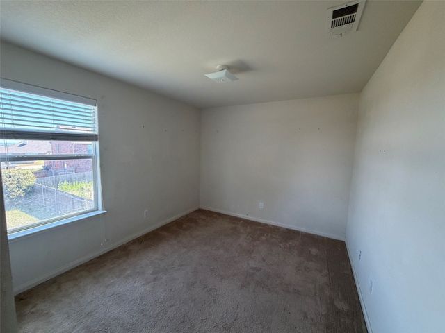 110 Cowpoke Court, Newark, TX 76071