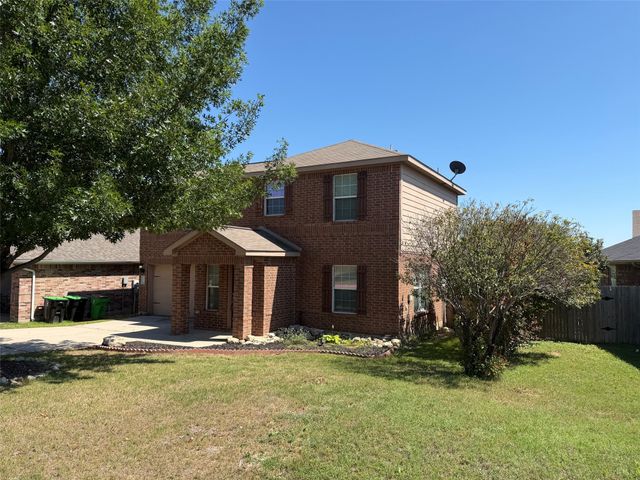 110 Cowpoke Court, Newark, TX 76071
