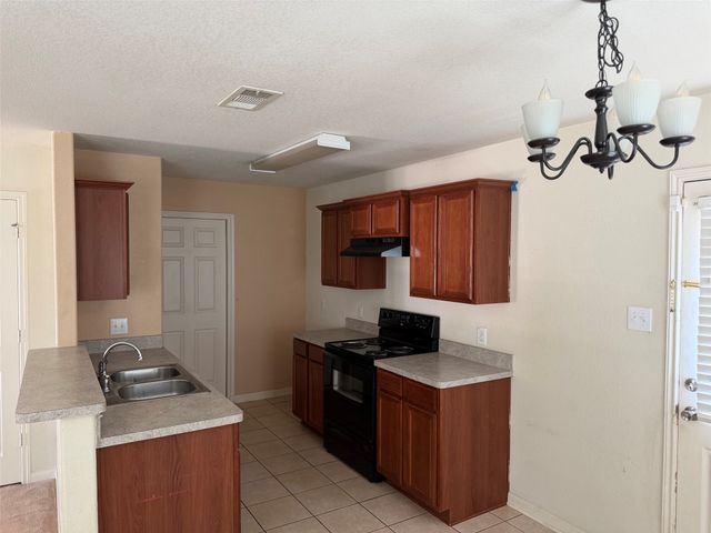110 Cowpoke Court, Newark, TX 76071