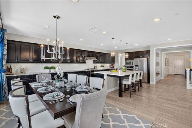11508 Kingbird Drive, Corona, CA 92883