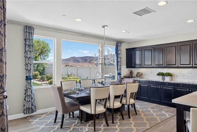 11508 Kingbird Drive, Corona, CA 92883