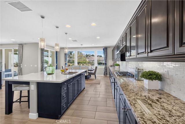 11508 Kingbird Drive, Corona, CA 92883