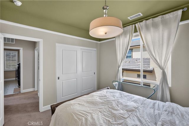 11508 Kingbird Drive, Corona, CA 92883