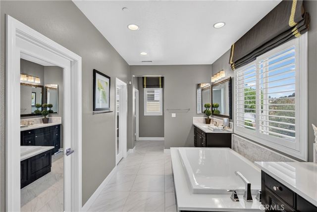 11508 Kingbird Drive, Corona, CA 92883