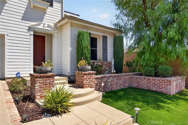 11508 Kingbird Drive, Corona, CA 92883