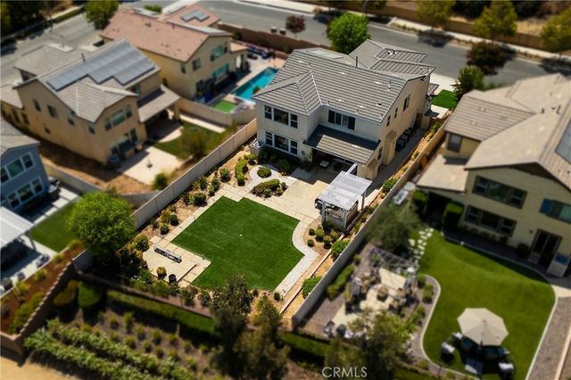 11508 Kingbird Drive, Corona, CA 92883