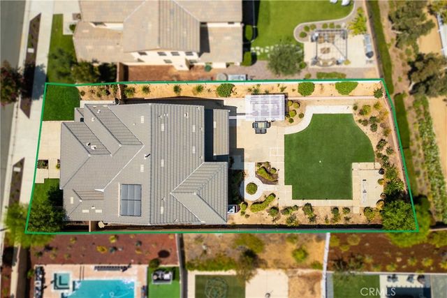 11508 Kingbird Drive, Corona, CA 92883