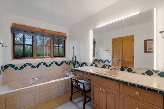 3101 Old Pecos Trail 424, Santa Fe, NM 87505