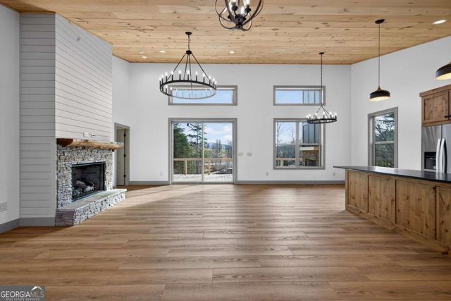 76 Murray Hill Terrace, Hayesville, NC 28904